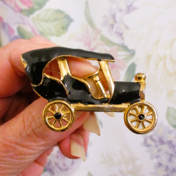 ANTIQUE CAR Mixed Material Brooch Lot ~ Five VINTAGE Early Automotive Pin Lot - Picture 3 of 11